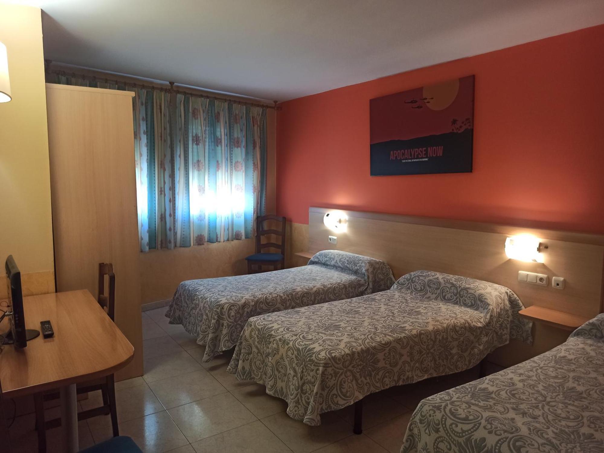 Hostal Restaurante Baraka Alagón エクステリア 写真